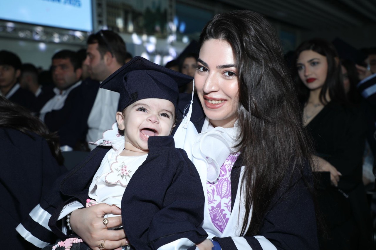 AzMİU-nun yaradılmasının 50-ci ilində təntənəli Məzun Günü - FOTOLAR